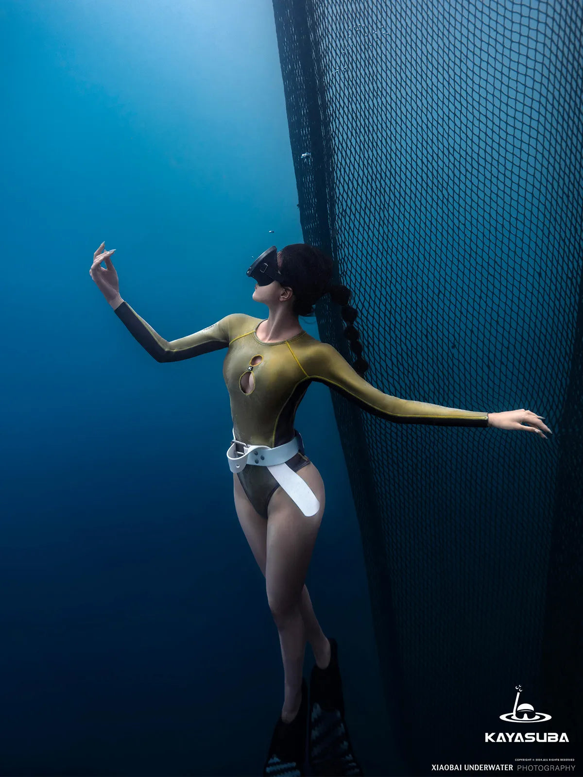CHARM GRAY GOLD WET LOOK DIVING SUIT STYLISH HIGH QUALITY SCUBA GEAR