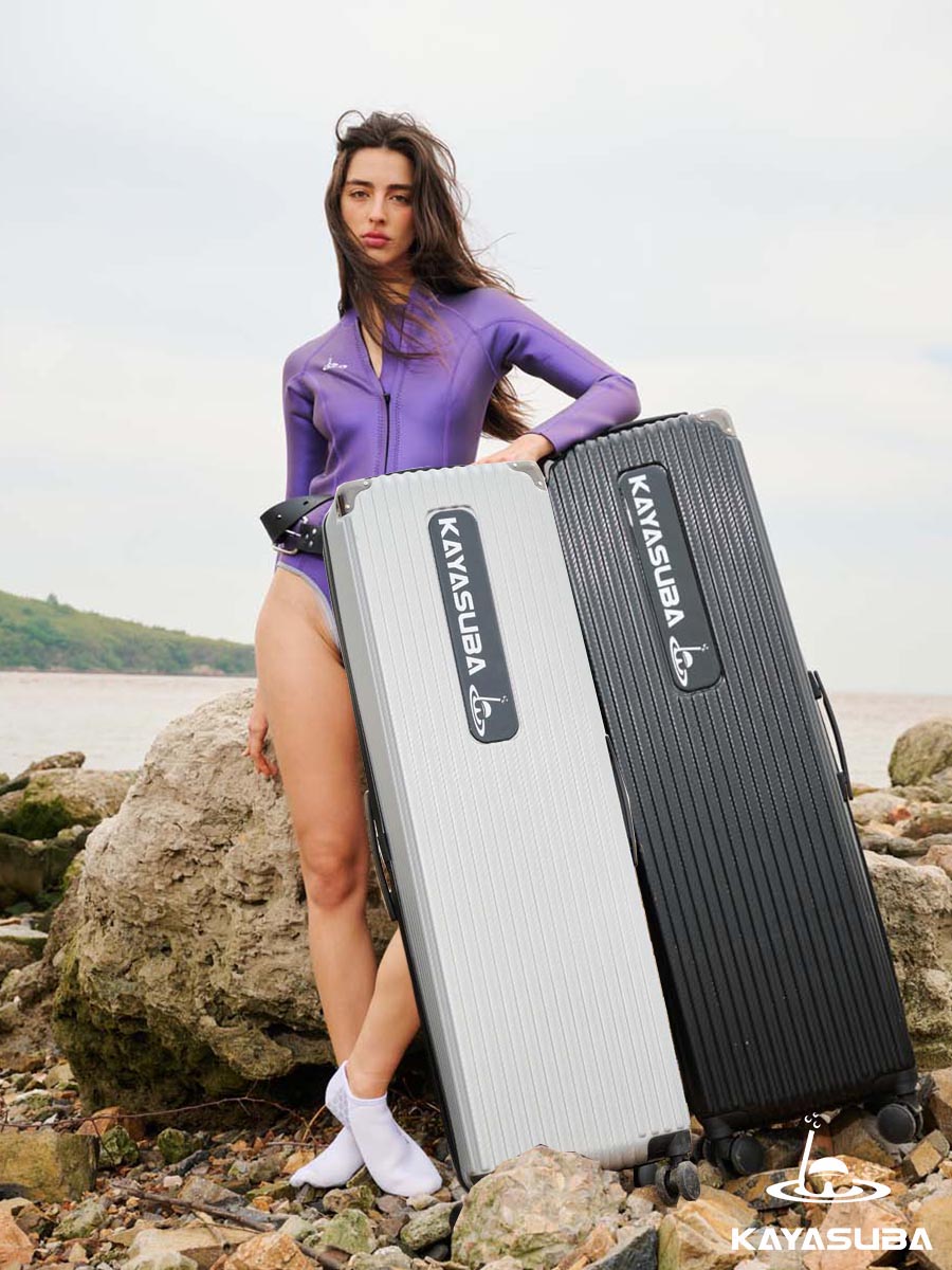 KAYASUBA LARGE-CAPACITY ROLLING FREEDIVING GEAR BAG WITH WET/DRY SEPARATION FOR FINS AND TRAVEL